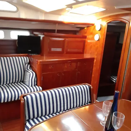 Erima 보트호텔 푸에르토카레로