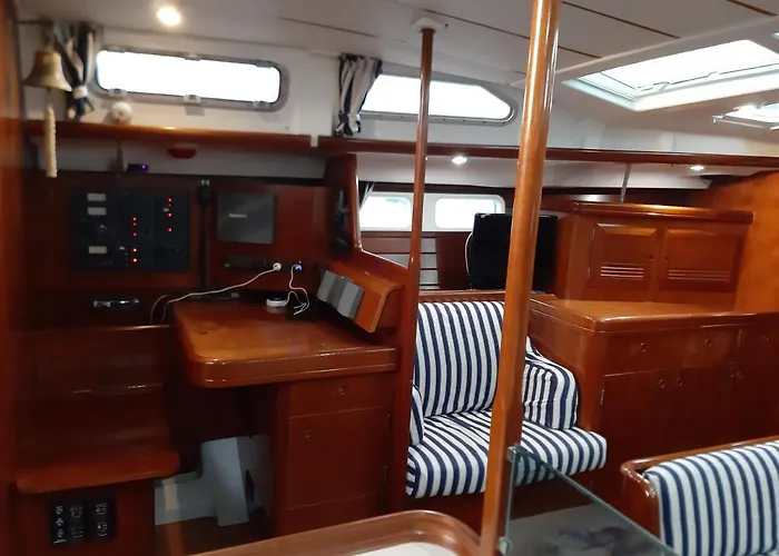 Erima Ботель Пуэрто-Калеро